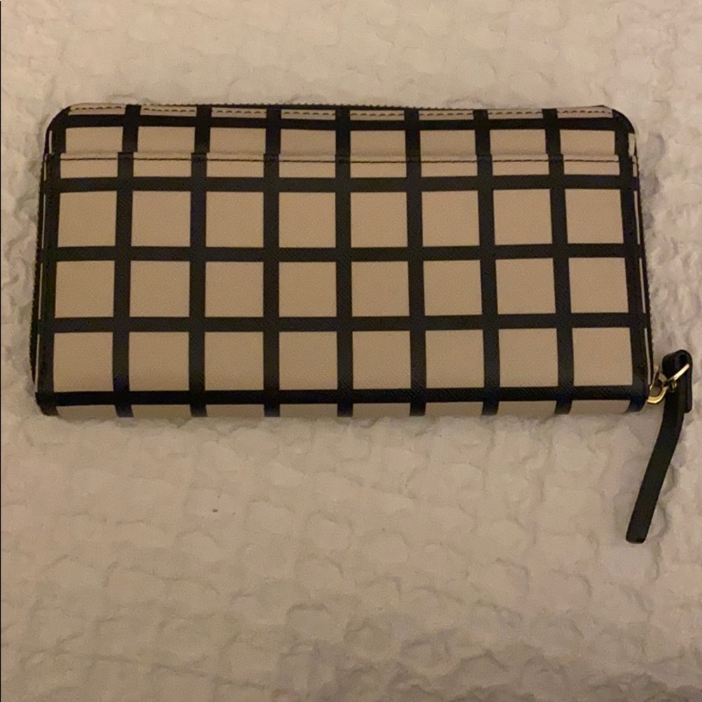 Kate Spade Wallet - Picture 3 of 4